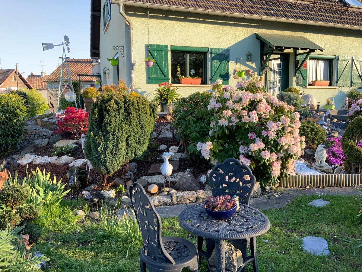 Le Nid Fleuri De Cravanche Exterior photo